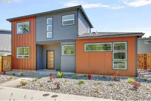 30Th, HOOD RIVER, OR 97031