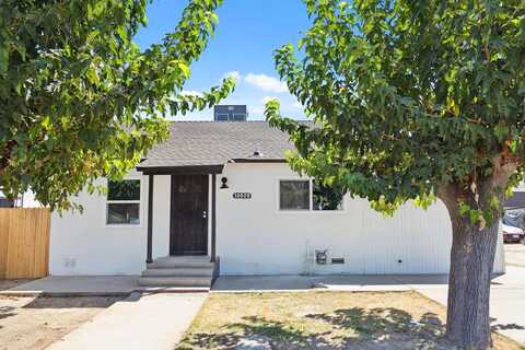 Cedar, ARMONA, CA 93202