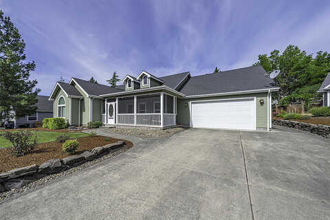 Terrace, SHADY COVE, OR 97539