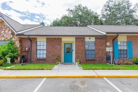 Carroll Oaks, TAMPA, FL 33614