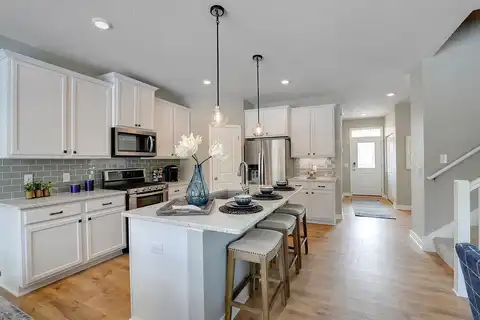 Foxglove, WACONIA, MN 55387