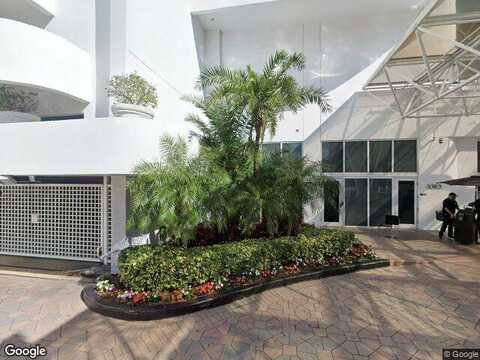 Collins, MIAMI BEACH, FL 33141