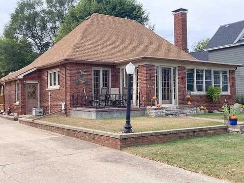 1St, PRINCETON, WI 54968