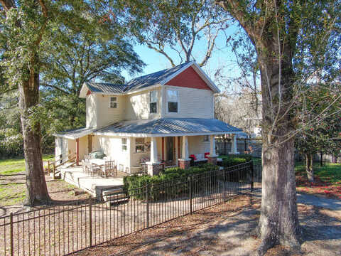 Michigan, DEFUNIAK SPRINGS, FL 32435