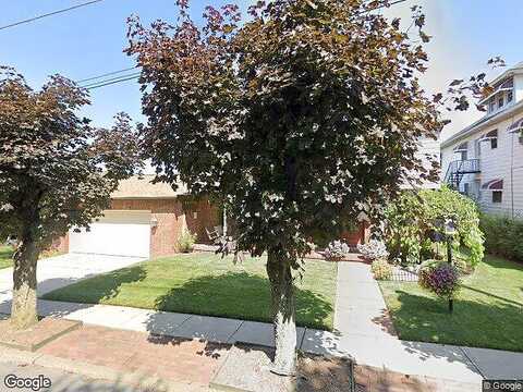 14Th, HAZLETON, PA 18201