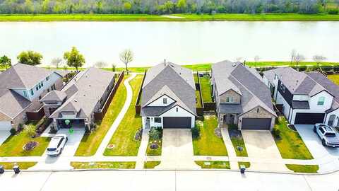 Wagner, ROSHARON, TX 77583