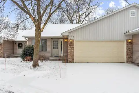 E 11Th Street #B3, New Richmond, WI 54017