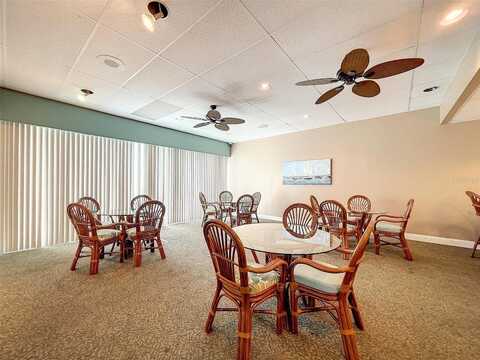 Sun Island Dr S, South Pasadena, FL 33707