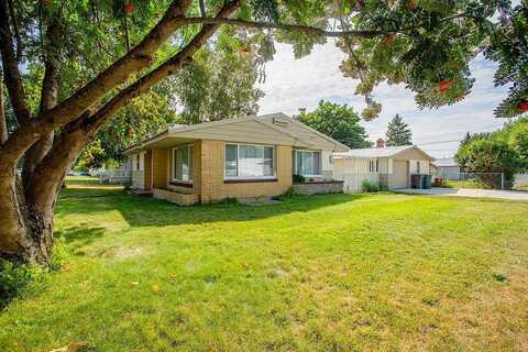 King, CHEWELAH, WA 99109