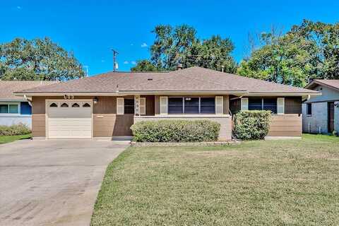 17Th, NEDERLAND, TX 77627