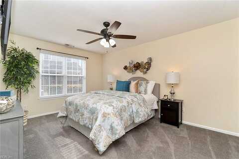 Lasalle Dr, Virginia Beach, VA 23453