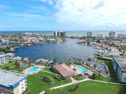 Spanish Trl, Delray Beach, FL 33483