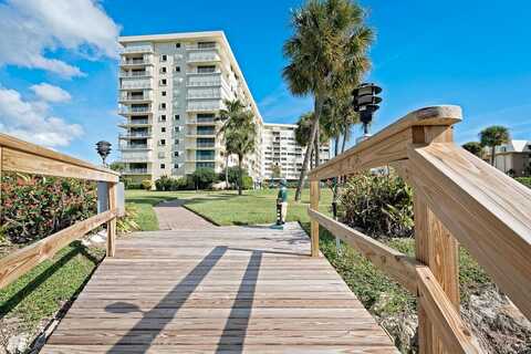 Golfview Rd, North Palm Beach, FL 33408
