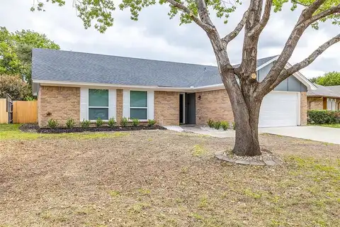 Hallmark, GRAND PRAIRIE, TX 75052
