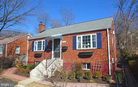 S Quebec St S, ARLINGTON, VA 22204