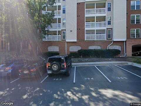Lincoln Way, McLean, VA 22102