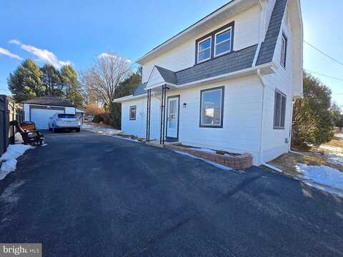 W W Minor St, EMMAUS, PA 18049