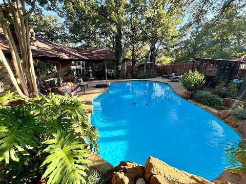 Oak Ridge, AZLE, TX 76020