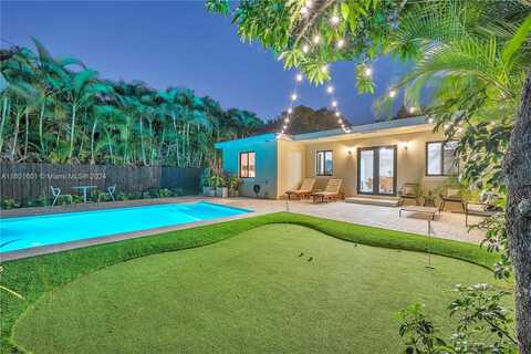 La Villa, MIAMI SPRINGS, FL 33166
