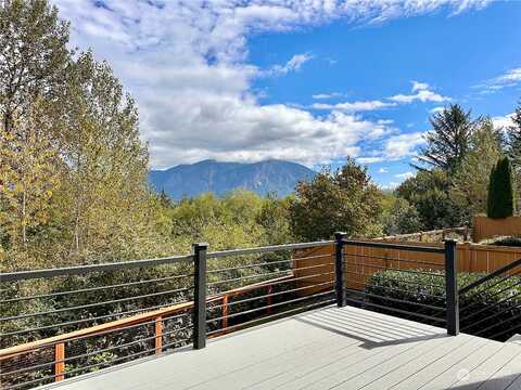 Gala, SNOQUALMIE, WA 98065