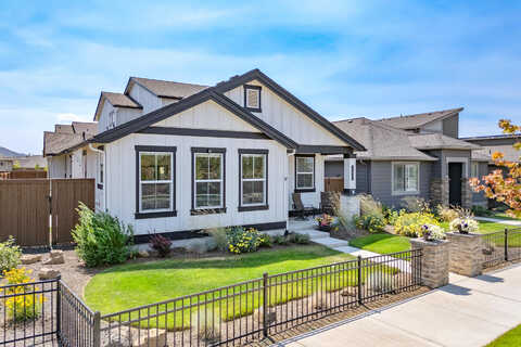 Boulder Creek, BEND, OR 97701