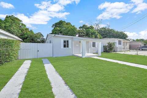 135Th, OPA LOCKA, FL 33054