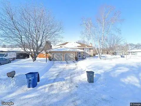 17Th, MOORHEAD, MN 56560