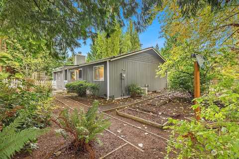 Lago, LAKE FOREST PARK, WA 98155