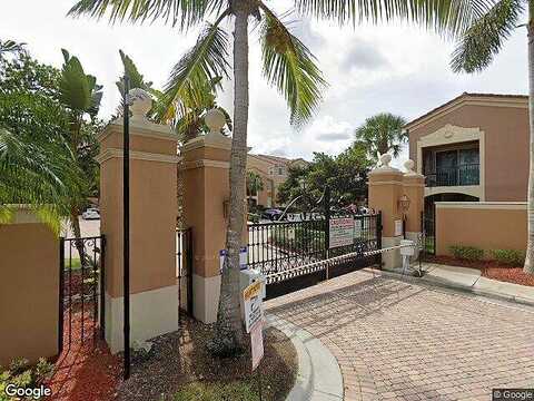 N Nob Hill Rd, Tamarac, FL 33321