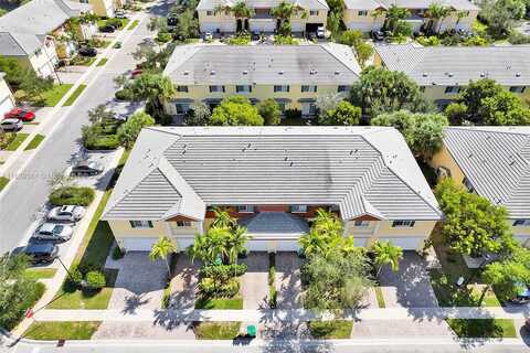Paddock, DAVIE, FL 33328