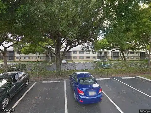 Trace Cir, Deerfield Beach, FL 33441