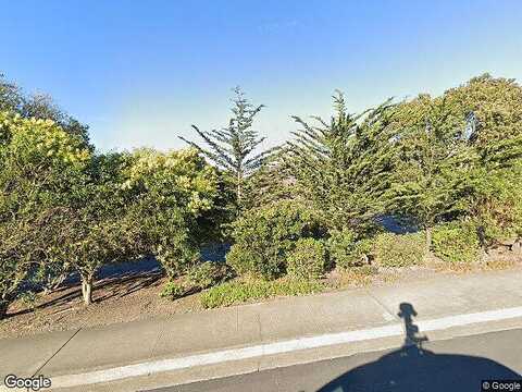 Beachview Ave, Pacifica, CA 94044