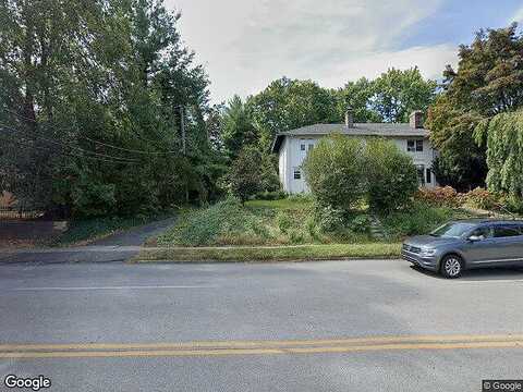 Montgomery Ave, Haverford, PA 19041