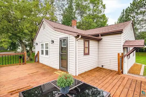 White, CLOQUET, MN 55720