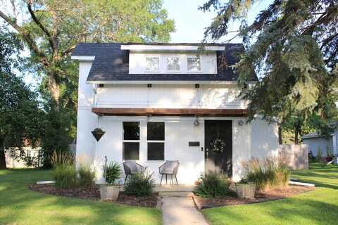 Hawthorne, ALEXANDRIA, MN 56308