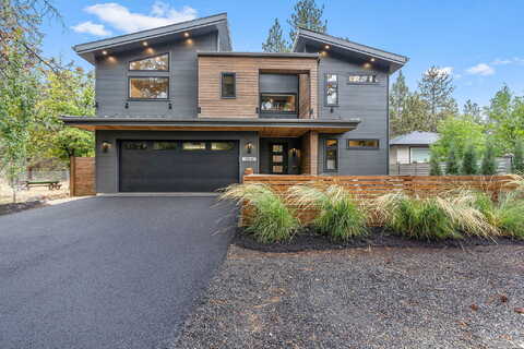 Cedarwood, BEND, OR 97702
