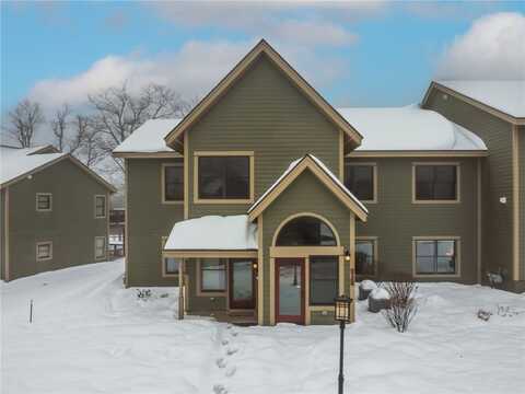 Summit Place, Hidden Valley, PA 15502