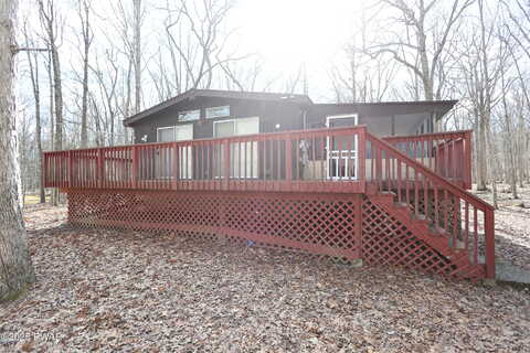 Oak Hill Road Road, Hawley, PA 18428