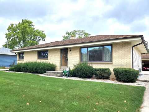 Parknoll, PORT WASHINGTON, WI 53074