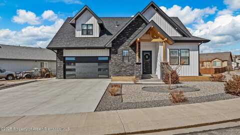 E 17Th Sreet Street, Rifle, CO 81650