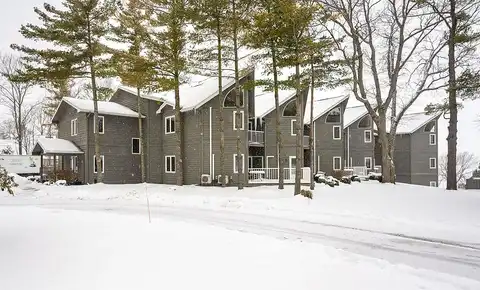 Bay Shore Dr #212B, Sturgeon Bay, WI 54235