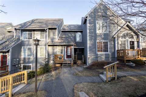 S South Ridge Ter, Hidden Valley, PA 15502