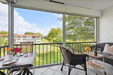 S Hollybrook Dr, Pembroke Pines, FL 33025