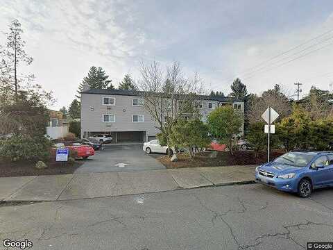 Se Division St, Portland, OR 97206