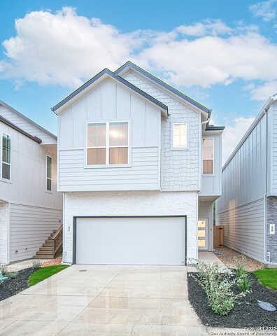 Babcock Rd. #207, San Antonio, TX 78249