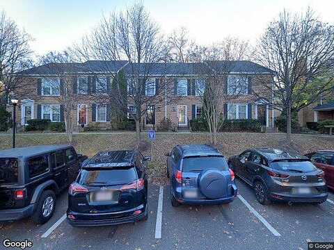 S Arlington Mill Dr, Arlington, VA 22206