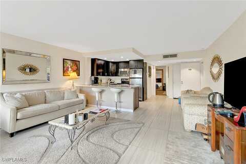 Forest Lakes Dr, Naples, FL 34105