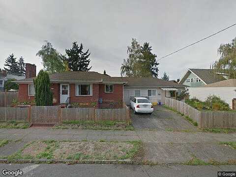N Albina Ave, Portland, OR 97217