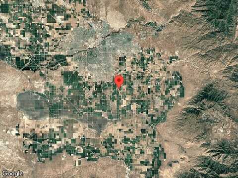 Ledgestone St, Bakersfield, CA 93307