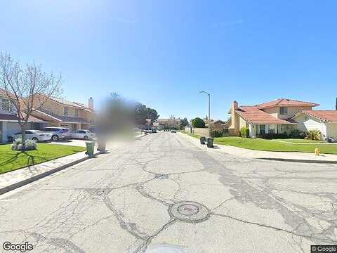 W Avenue K13, Lancaster, CA 93536